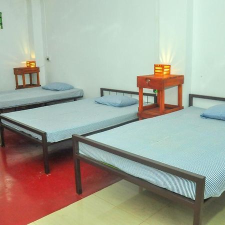 Airport Tourist Resort Katunayaka Bagian luar foto